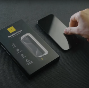 Jak prawidłowo założyć szkło hartowane? Instrukcja krok po kroku